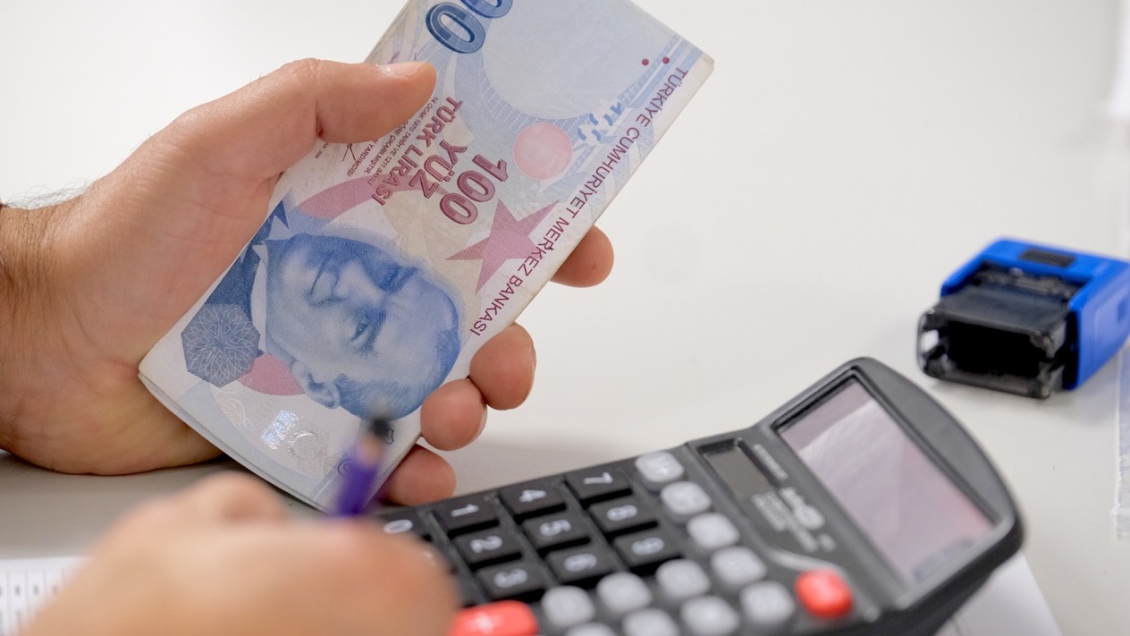 Hazine, tahvil ihaleleri öncesinde 19 milyar TL borçlandı