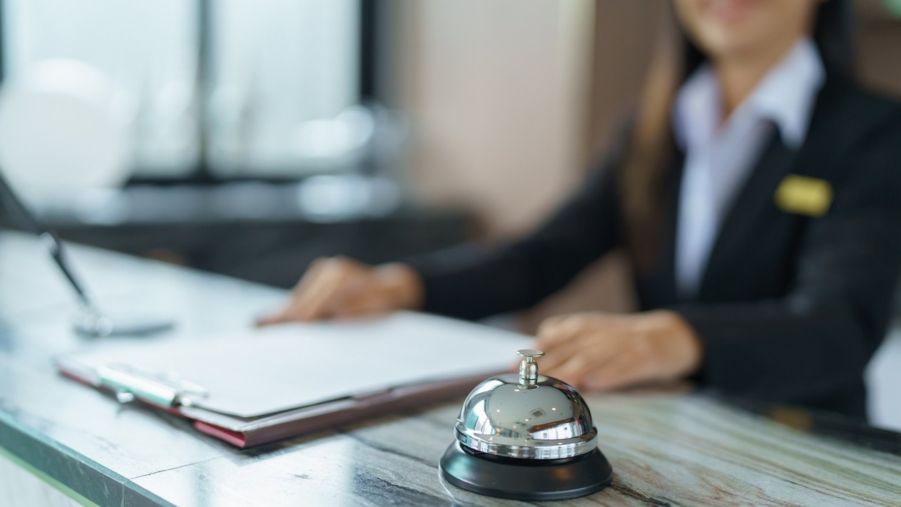 Hilton ve Hyatt gibi otel devleri 2025 beklentilerini düşürdü