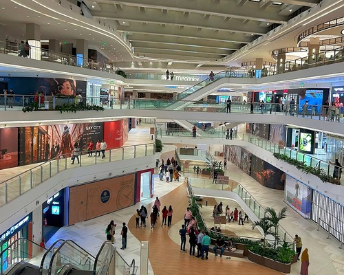 Hindistan’ın lüks vaadinin önündeki engel: Yeterli AVM yok