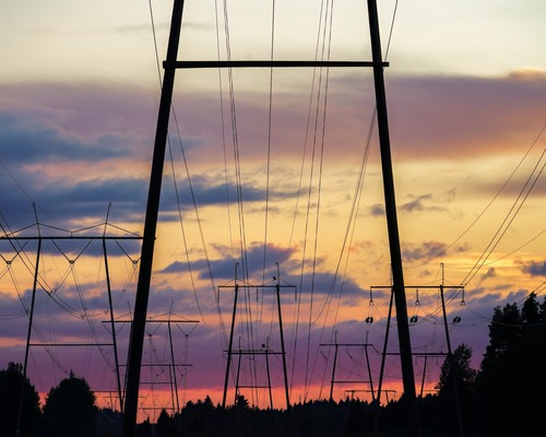 Hitachi Energy: Yapay zeka enerji dalgalanmaları küresel arzı tehdit ediyor