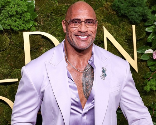 Hollywood'un en çok kazanan oyuncusu Dwayne Johnson parasını nasıl harcıyor?