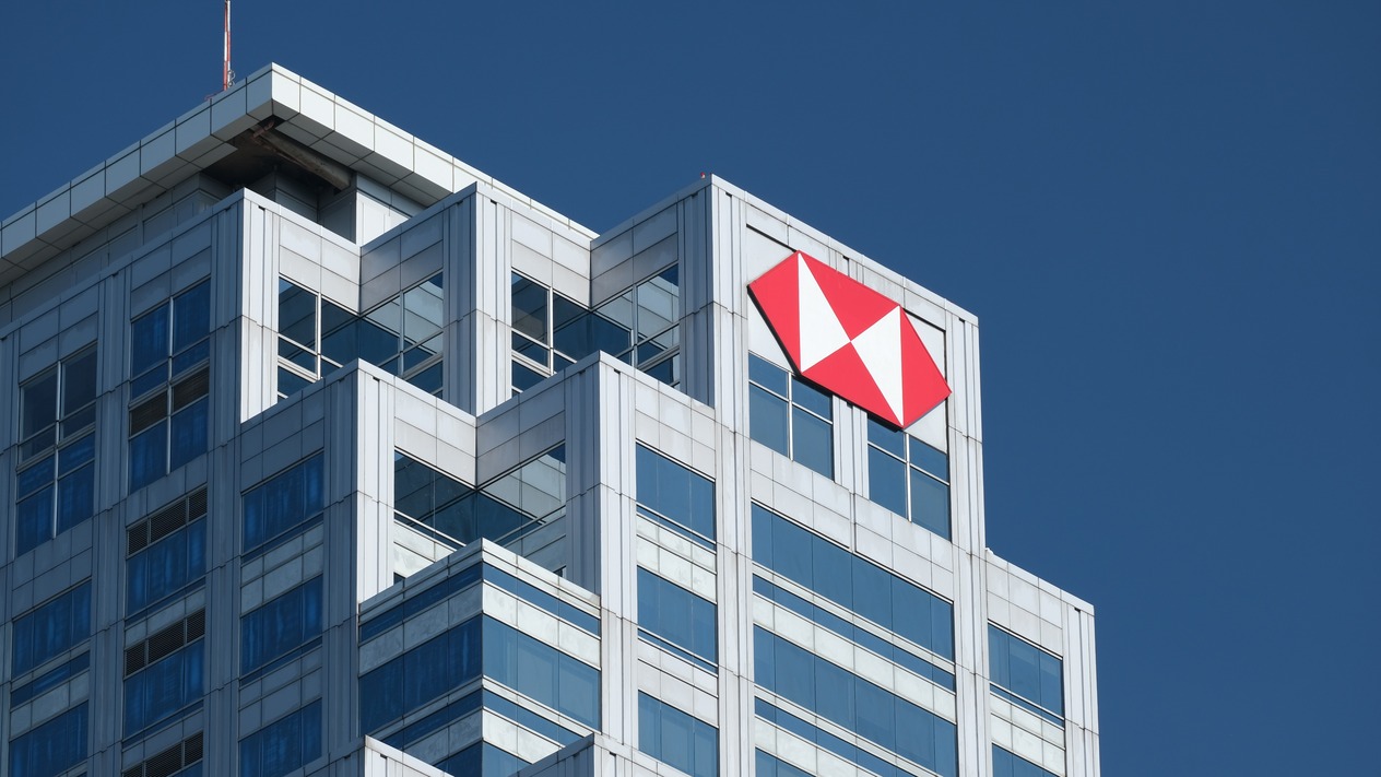 HSBC kötü kredi karşılıklarını artırdı