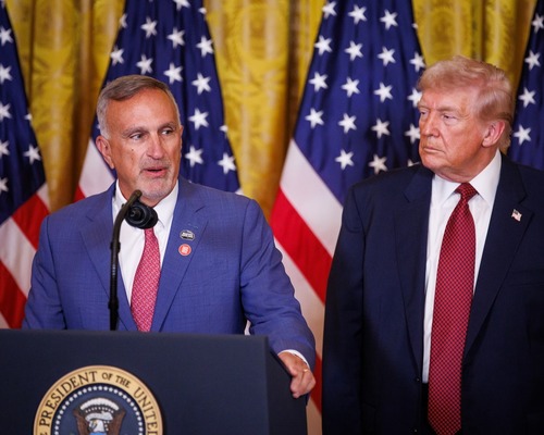 Hürmüz Boğazı krizi kömüre dönüşü tetikliyor