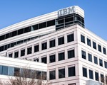 IBM hisseleri 1987'den bu yana en sert günlük düşüşünü yaşadı