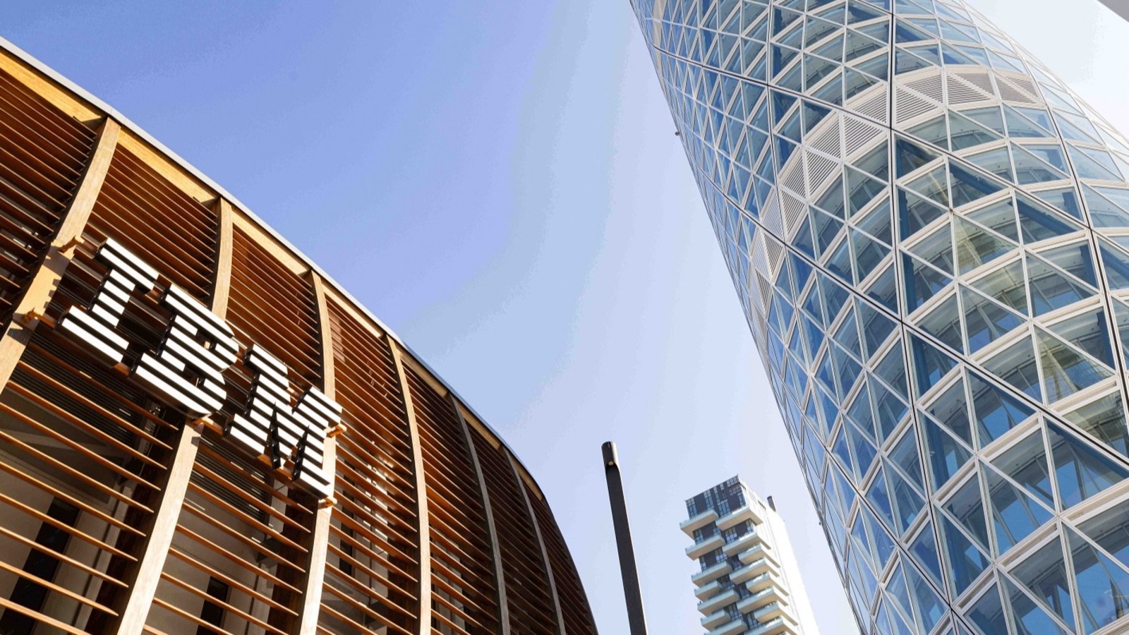 IBM’in kuantum bilgisayar yarışını kazanma stratejisi