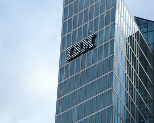 IBM yapay zeka patlaması nedeniyle binlerce çalışanı işten çıkaracak