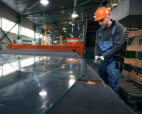 İmalat sanayinde yavaşlama eğilimi bir yılı geride bıraktı