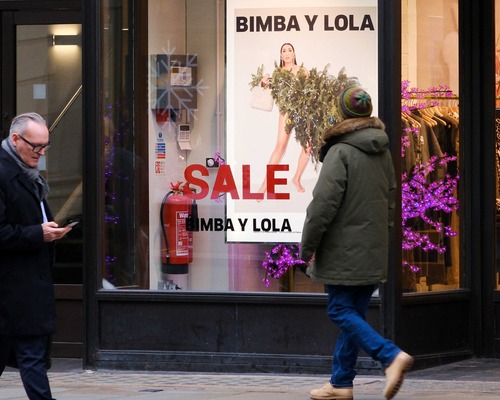 İngiltere'de enflasyon 10 ayın zirvesine çıktı