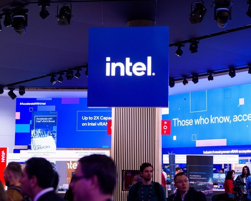 Intel ABD’nin yaptırım uyguladığı Çinli şirketlerle çalışıyordu