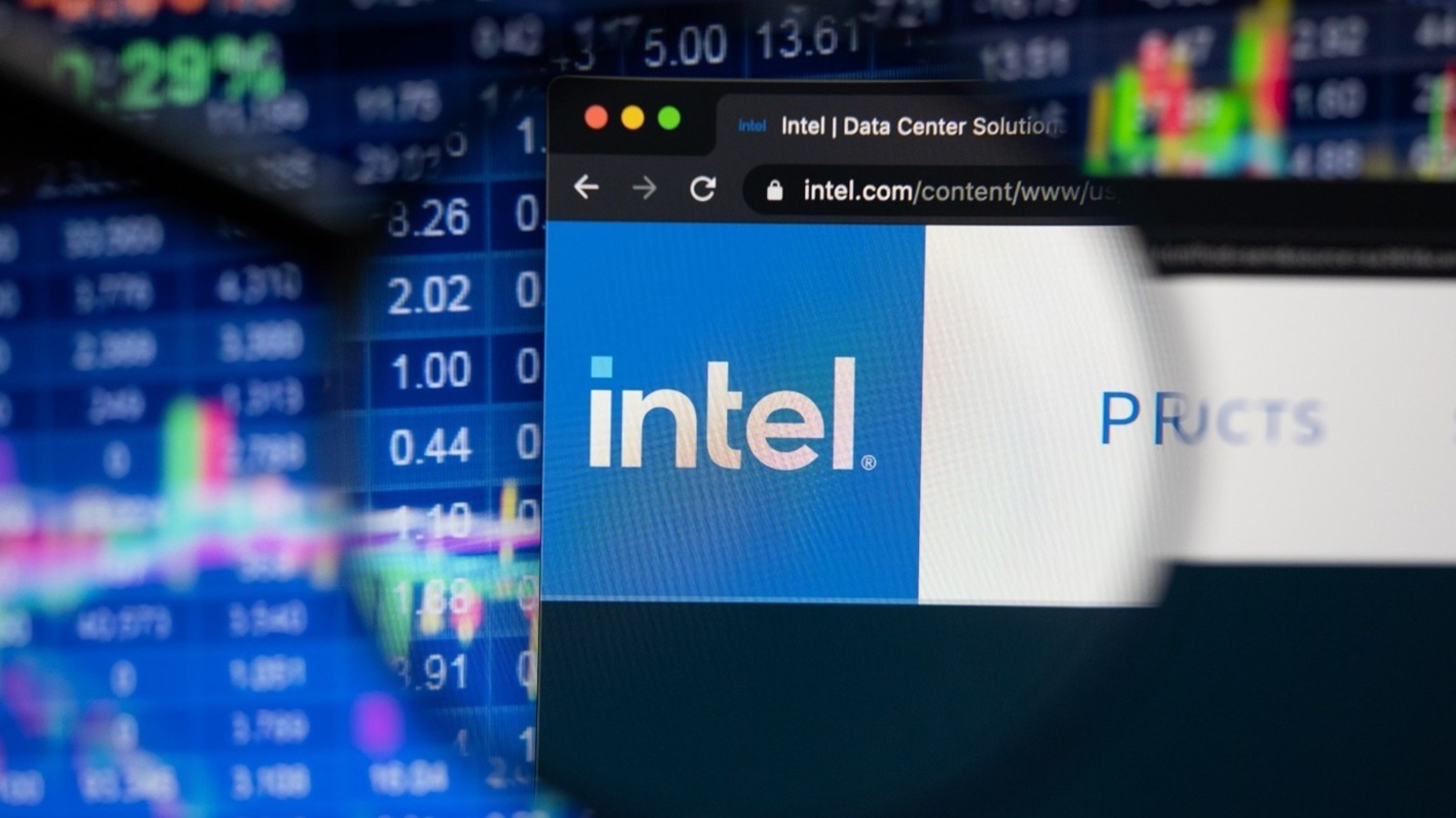 Intel beklentileri geride bıraktı, hisseler sıçradı