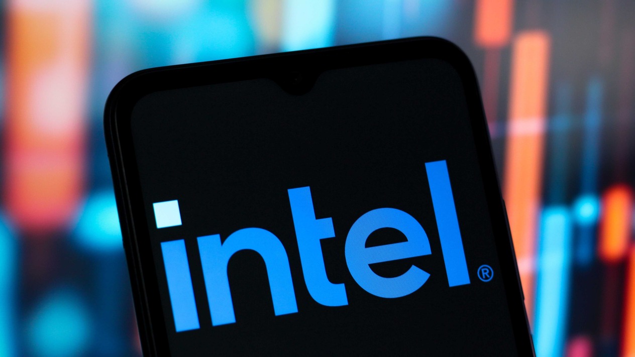 Intel'in geliri 2025'in dördüncü çeyreğinde azaldı