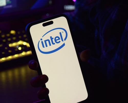 Intel personelinin yüzde 20’ni işten çıkarmayı planlıyor