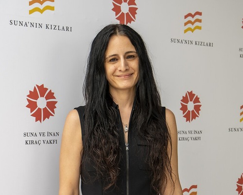 İpek Kıraç babası İnan Kıraç'a vasi atanması için mahkemeye başvurdu