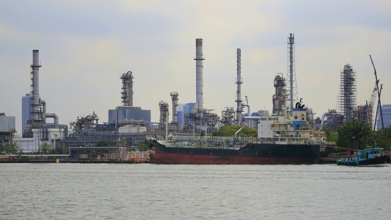 İran, ABD yaptırımlarına rağmen petrol ihracatını sürdürüyor