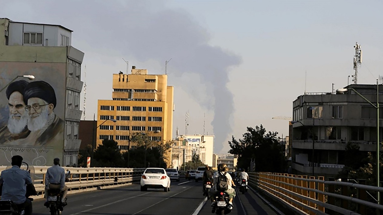 İran’da yaşananlar nükleer silah isteyen ülkeleri caydırır mı?