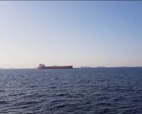 İran küresel petrol ticaretine nasıl zarar verebilir?