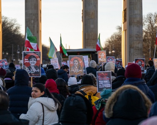 İran protestolarında can kaybı 500’ü aştı: ABD müdahalesi tartışması