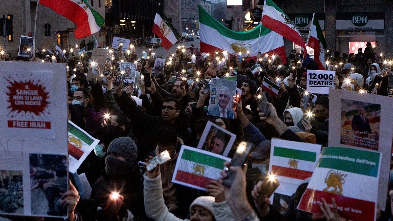 İran Starlink’i de devre dışı bıraktı