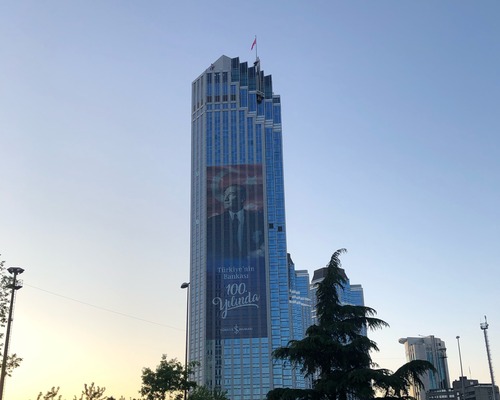 İş Bankası’ndan açıklama: Asılsız iddialar suç teşkil ediyor