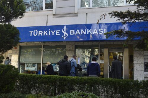 İş Bankası yılın ilk yarısında 29,8 milyar lira kar elde etti