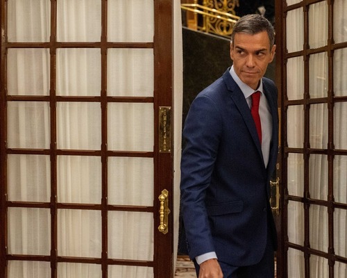 İspanya Başbakanı Sanchez oylarını artırmak için ekonomiye güveniyor