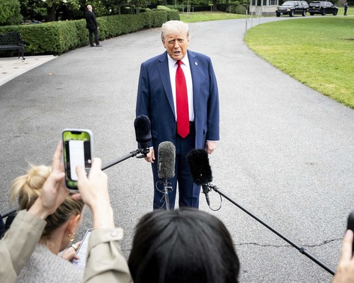 İsrail-İran çatışması devam ederken Trump seçeneklerini tartıyor