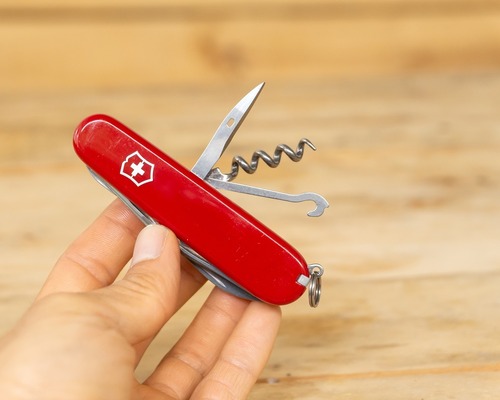 İsviçre çakısı Amerika'da üretilirse hala İsviçre malı sayılır mı?