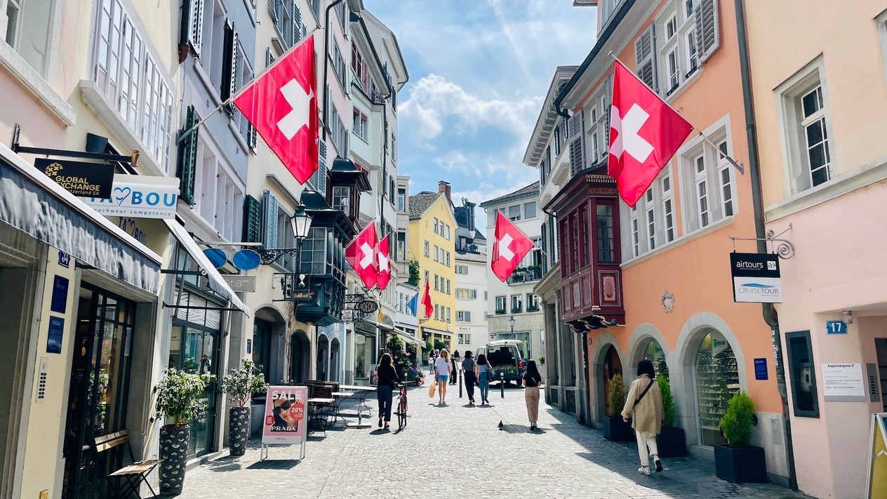 İsviçreli seçmenler süper zenginler için yüzde 50 veraset vergisini reddetti