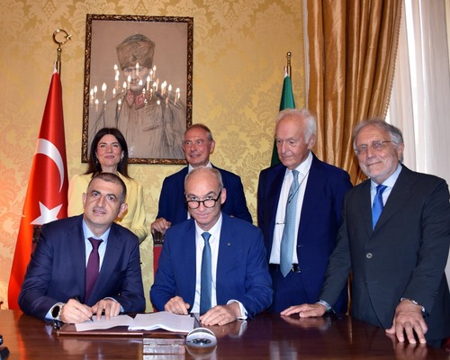 Baykar İtalyan havacılık şirketi Piaggio'yu bünyesine kattı