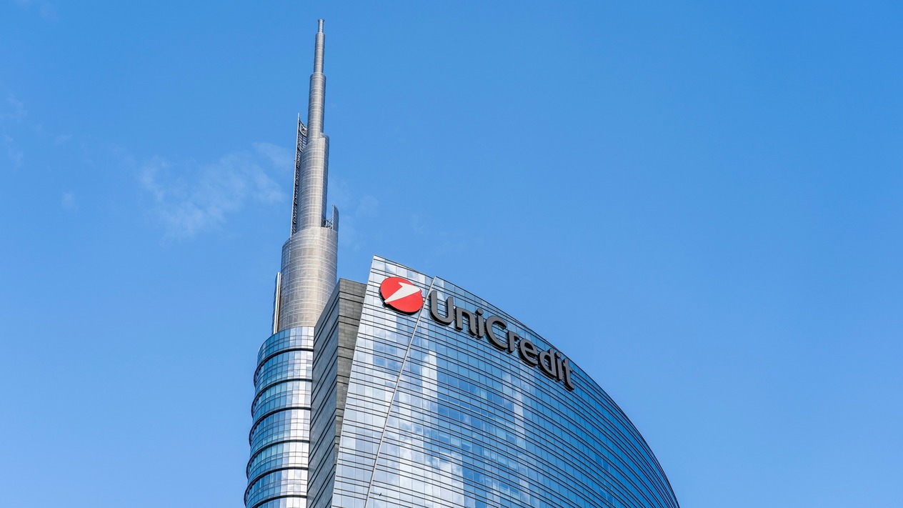 İtalyan UniCredit'ten Alman Commerzbank'a 35 milyar euro'luk dev teklif