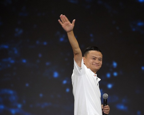 Jack Ma Alibaba’yı yeniden büyütmek için döndü