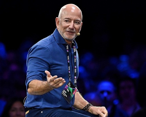 Jeff Bezos milyarderler listesinde yeniden ilk üçte