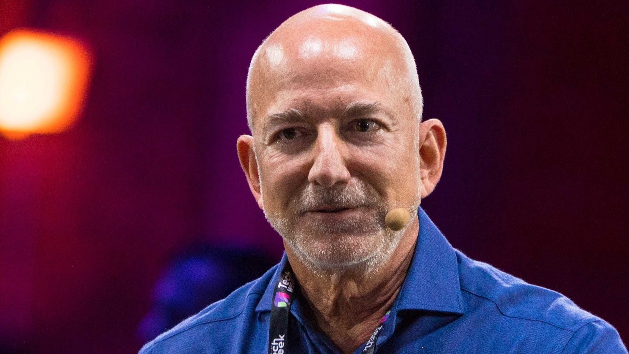Jeff Bezos’tan vergi açıklaması: En alt yüzde 50’lik kesim gelir vergisi ödememeli