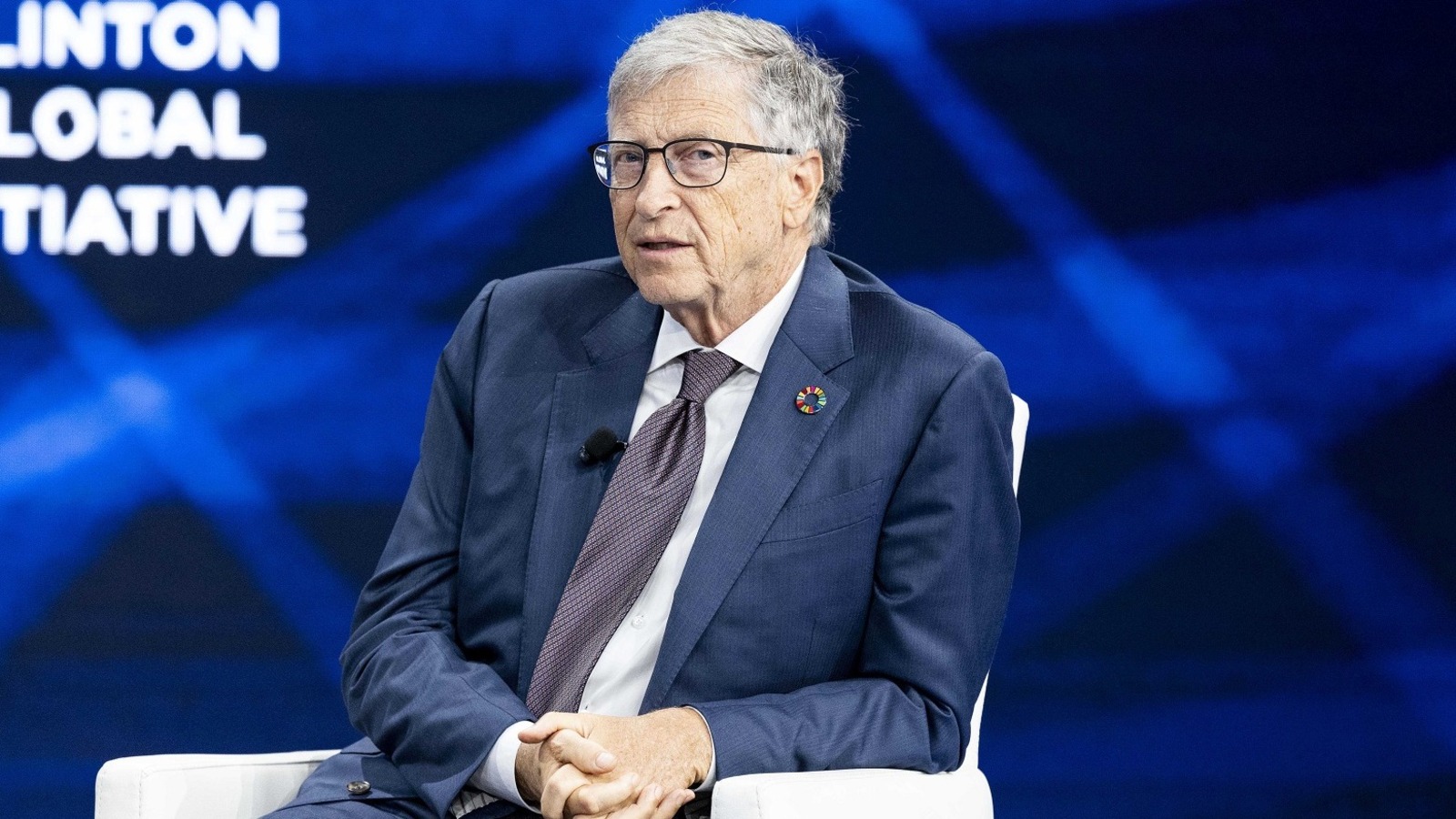 Jeffrey Epstein'in arkadaşının Bill Gates'i uyardığı ortaya 