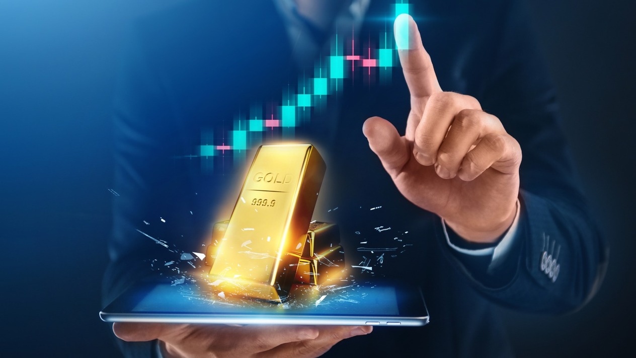 Jeopolitik riskler azalırken altın yönünü yukarı çevirdi