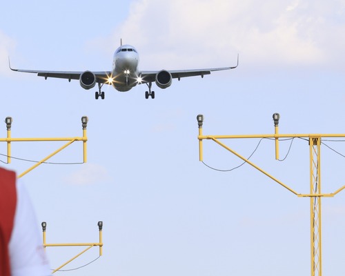 Jet yakıtı fiyatları ikiye katlandı: Hava yolu şirketlerinden AB’ye acil çağrı