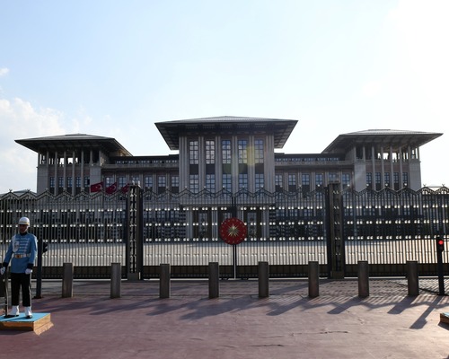 Kabinede görev değişimi: İçişleri ve adalet bakanları değişti