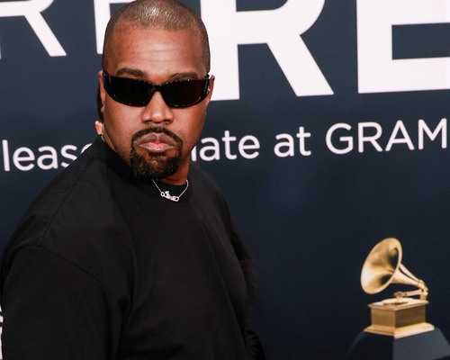 Kanye West’ten tartışmalı paylaşımları için beyin hasarı savunması