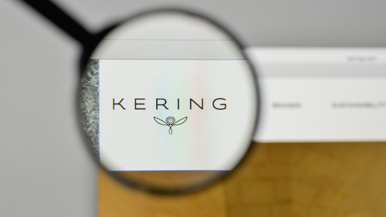 Kering güzellik birimini L’Oréal’e dört milyar dolara satmayı değerlendiriyor