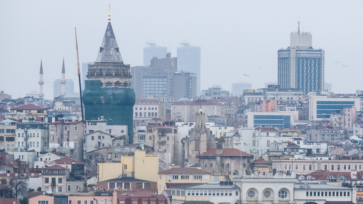 Konut fiyat endeksi mayısta yüzde 3,4 arttı, reel bazda geriledi