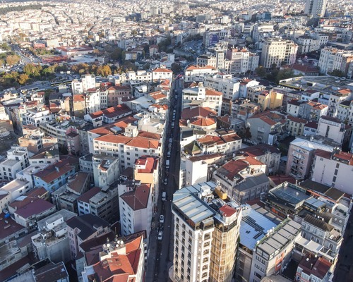 Konut fiyatları 2024'te reel olarak yüzde 10,4 değer kaybetti