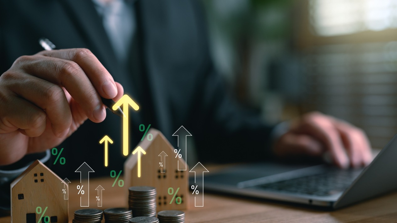 Konut fiyatları artıyor, reel düşüş sürüyor