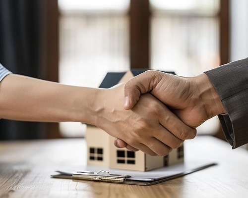 Konut satışları rekor hedefe yaklaştı, yabancı talebi düştü