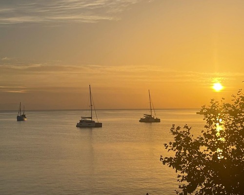 Kos: Bir tabakta barış, bir feribot uzağında huzur