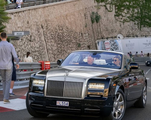 Kraliyetlerden modern çağa: Rolls-Royce Phantom’un 100 yıllık mirası