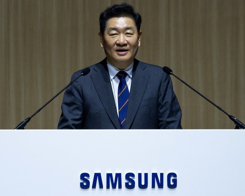 Kriz derinleşiyor: Samsung Electroncs’in eş CEO’su hayatını kaybetti