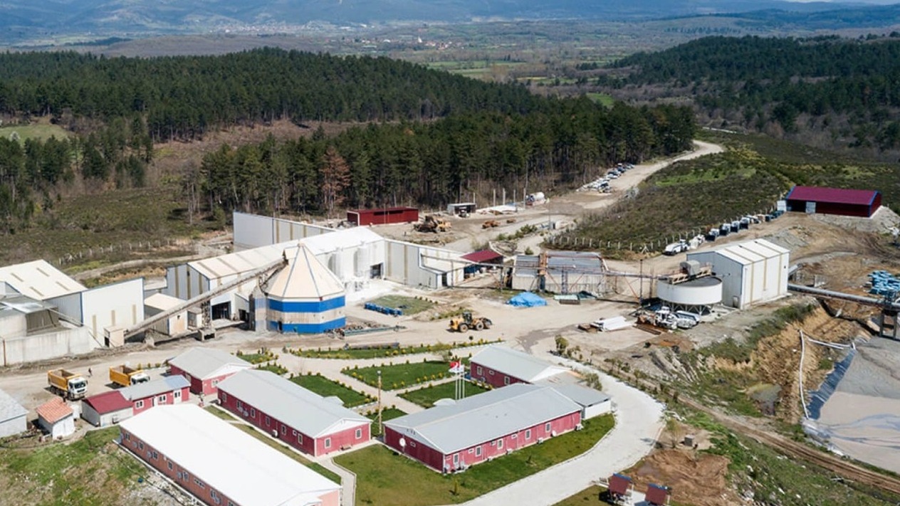 Küresel emtia devi Trafigura'dan CVK Madencilik'e 70 milyon dolarlık finansman