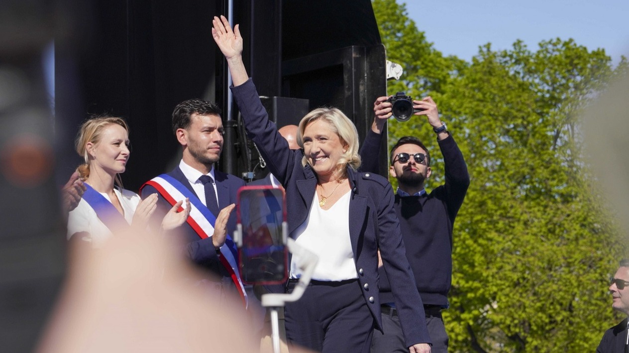 Le Pen’in kullandığı Trump taktiği Fransa’da işe yarayacak mı?