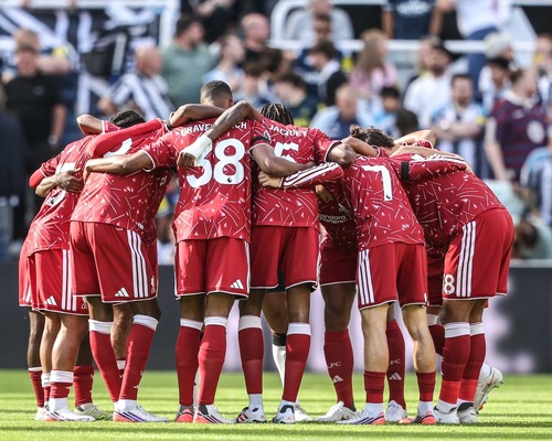 Liverpool’u yöneten Amerikalı milyarder