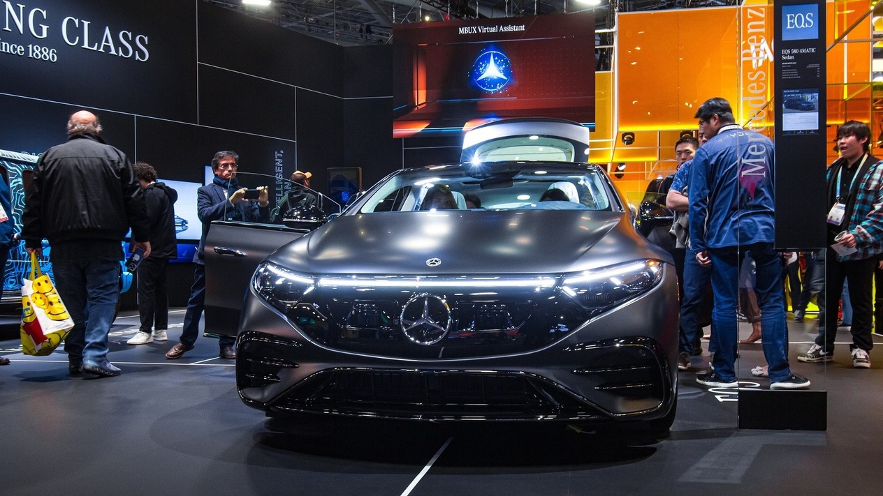 Lüks otomobillerin fiyatları neden hızla artıyor?